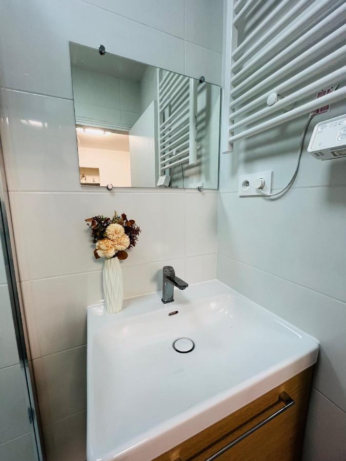 Dream Dwell Paris-Two Bedrooms Apart Near Gare Du Nord Eksteriør bilde